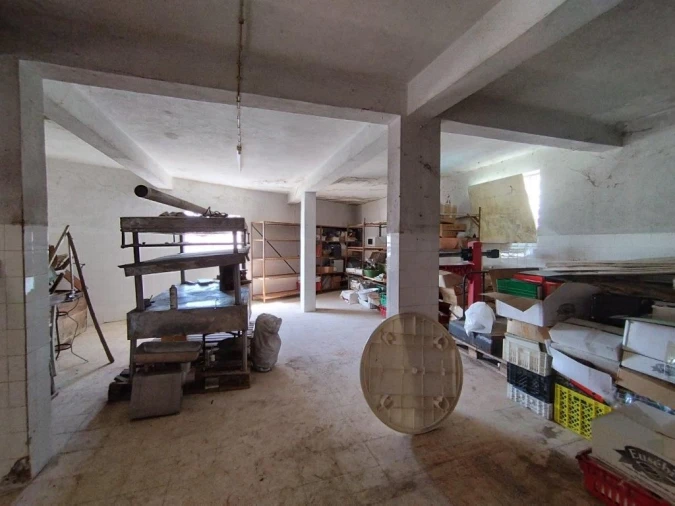 Armazém para Venda em Amendoa Foto 5