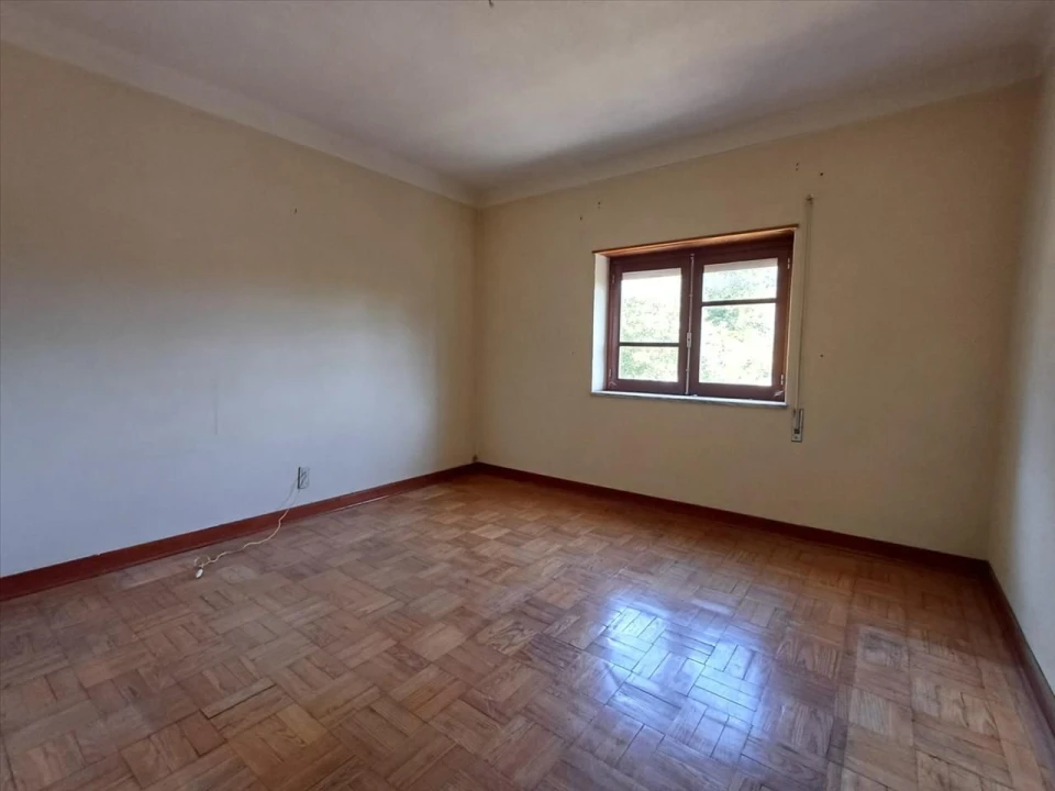 Moradia T6 para Venda em Nogueira do Cravo Foto 17