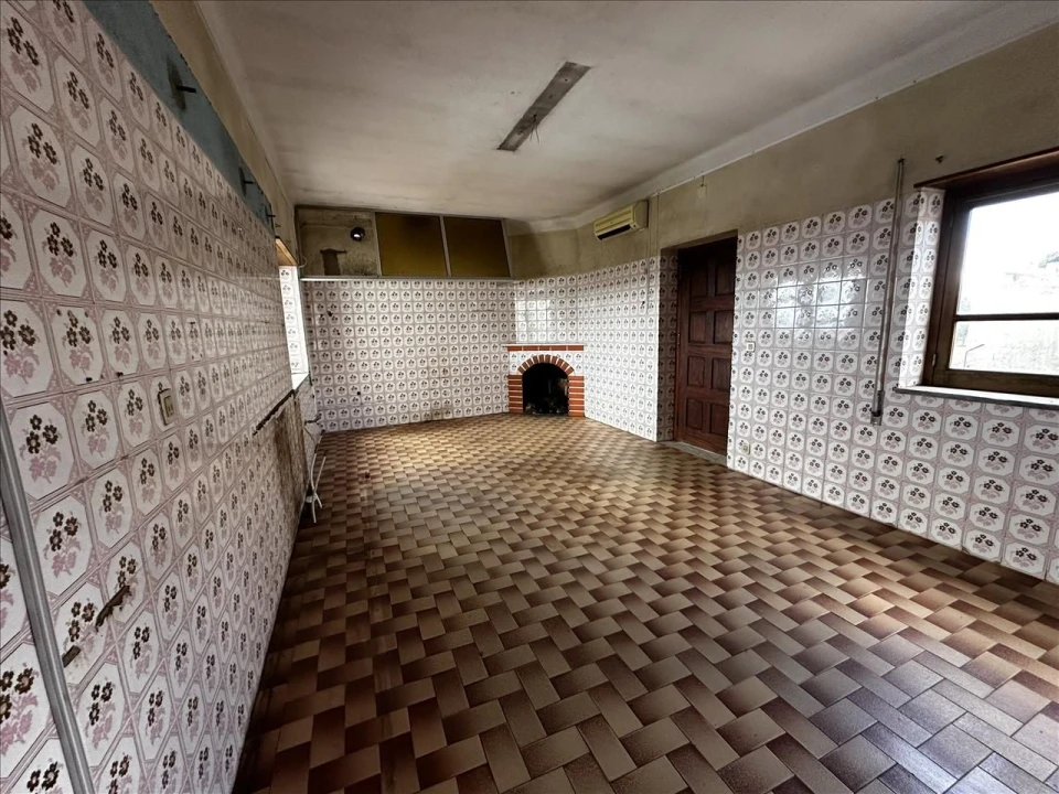 Moradia T6 para Venda em Nogueira do Cravo Foto 5