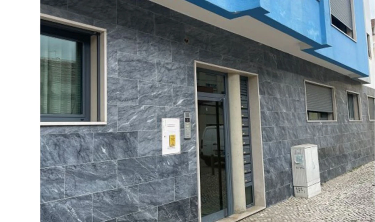 Garagem para Venda em Barreiro e Lavradio Foto 18