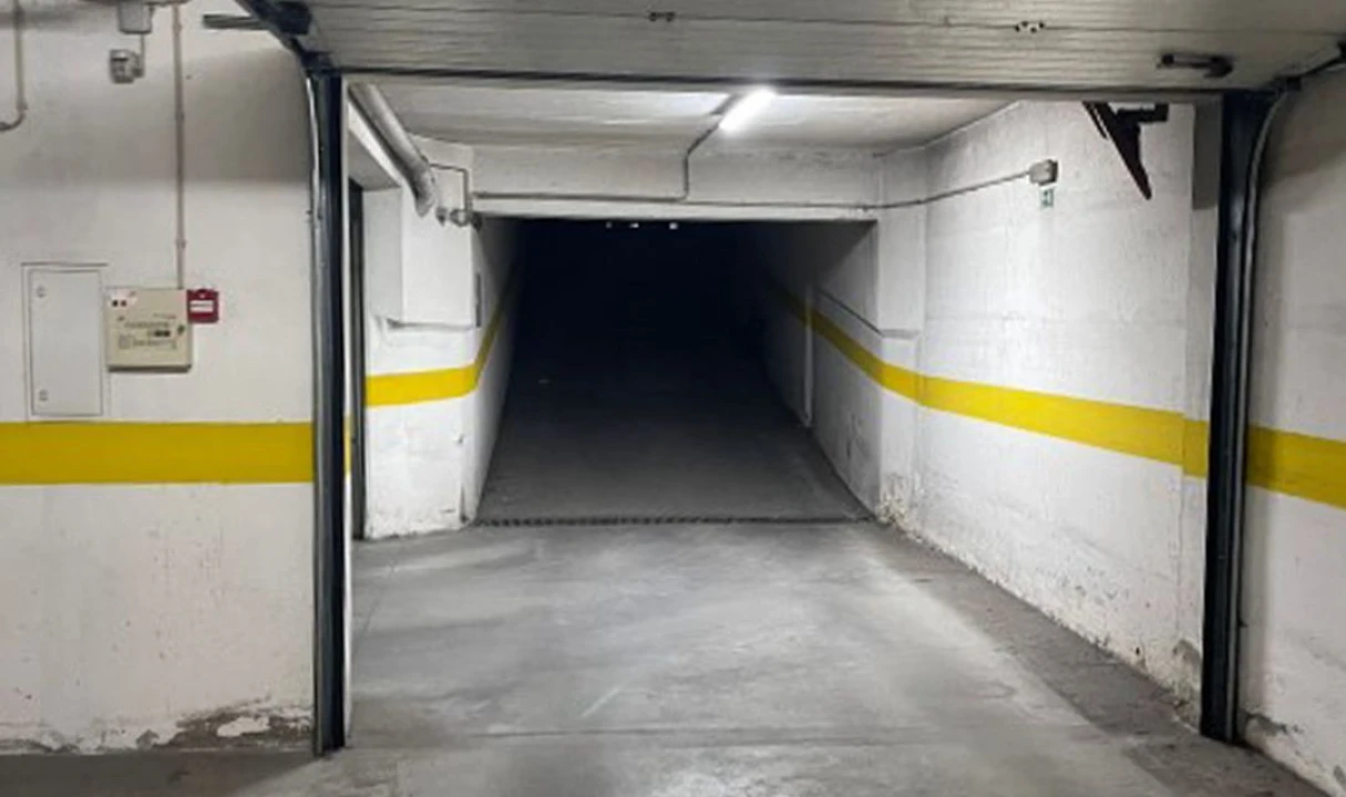 Garagem para Venda em Barreiro e Lavradio Foto 12