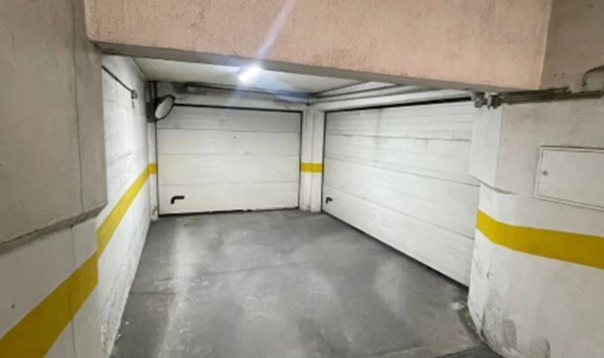 Garagem para Venda em Barreiro e Lavradio Foto 4