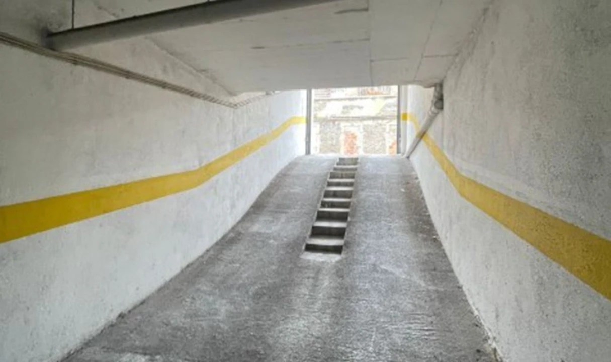 Garagem para Venda em Barreiro e Lavradio Foto 5