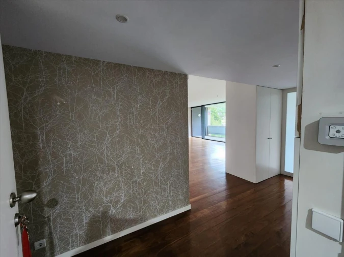 Apartamento T4 para Venda em Oliveira do Douro Foto 7