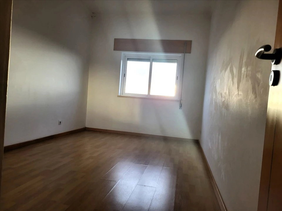 Apartamento T2 para Venda em Azambuja Foto 10