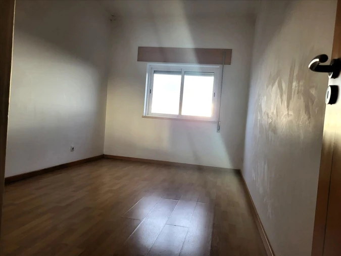 Apartamento T2 para Venda em Azambuja Foto 10