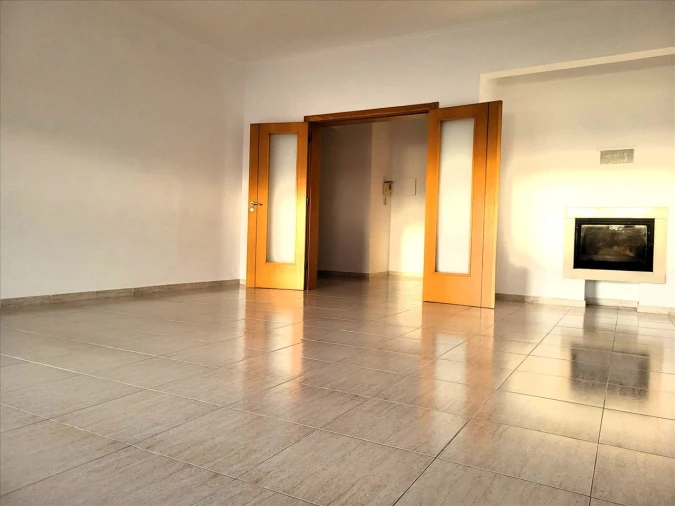Apartamento T2 para Venda em Azambuja Foto 2