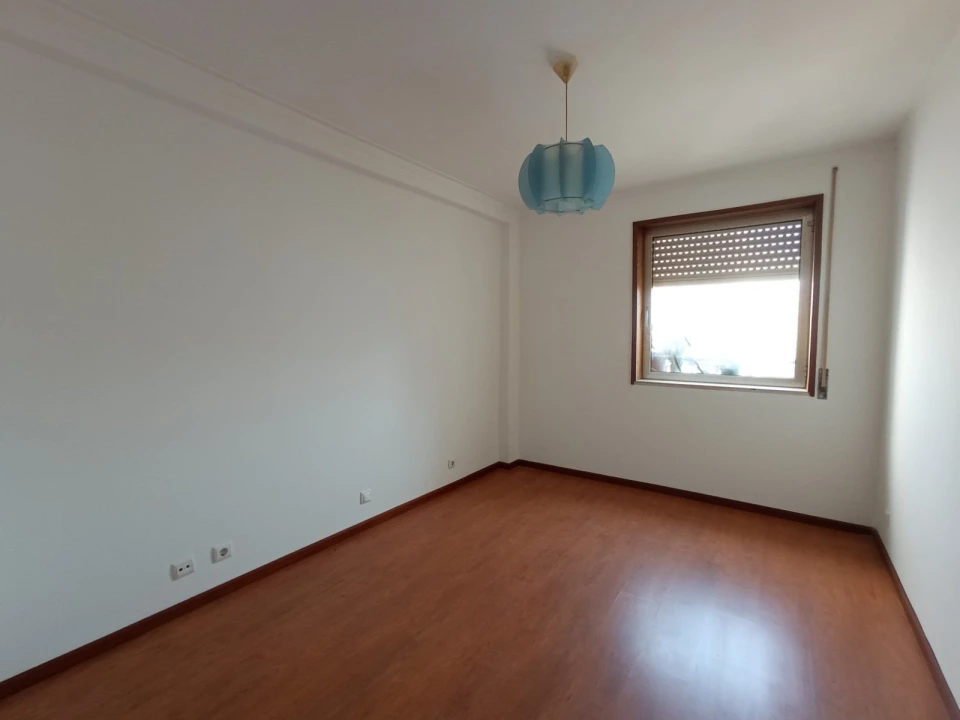 Apartamento T2 para Venda em Aguas Santas Foto 11