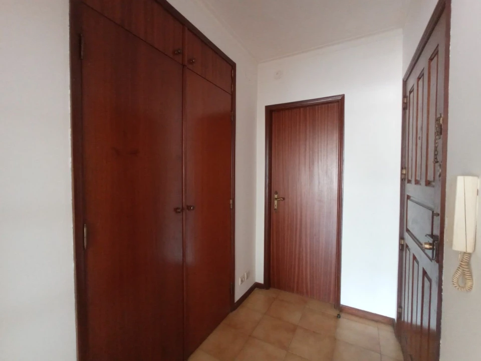 Apartamento T2 para Venda em Aguas Santas Foto 13