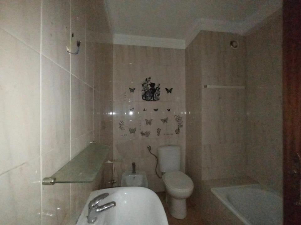 Apartamento T2 para Venda em Aguas Santas Foto 14