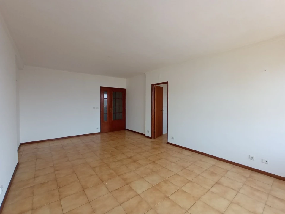 Apartamento T2 para Venda em Aguas Santas Foto 5