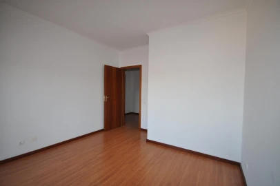 Apartamento T2 para Venda em Alenquer (Santo Estêvão e Triana)