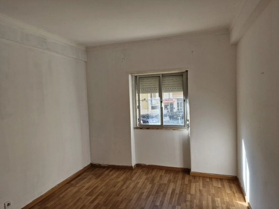 Apartamento T3 para Venda em Rio de Mouro Foto 12