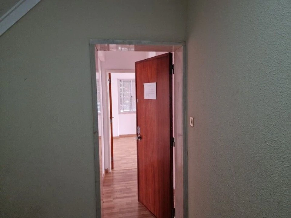 Apartamento T3 para Venda em Rio de Mouro Foto 2