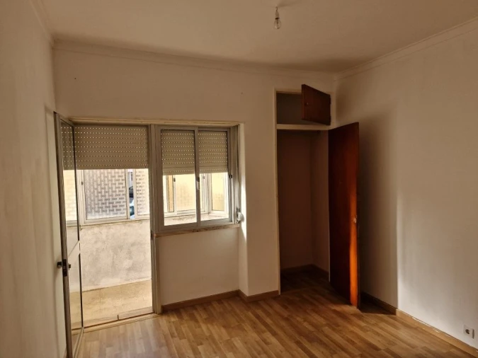 Apartamento T3 para Venda em Rio de Mouro Foto 8