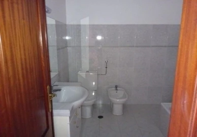 Apartamento T1 para Venda em Queluz e Belas