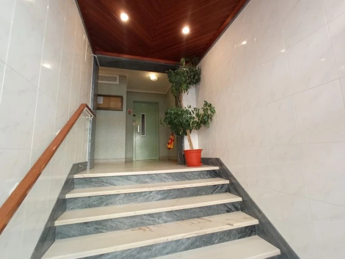 Apartamento T1 para Venda em Queluz e Belas Foto 3