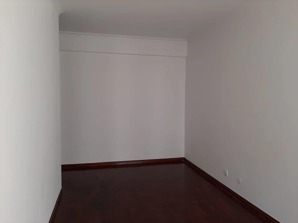 Apartamento T3 para Venda em Rio de Mouro Foto 11