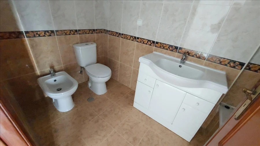 Apartamento T3 para Venda em Rio de Mouro Foto 15