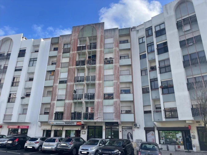 Apartamento T3 para Venda em Rio de Mouro Foto 18