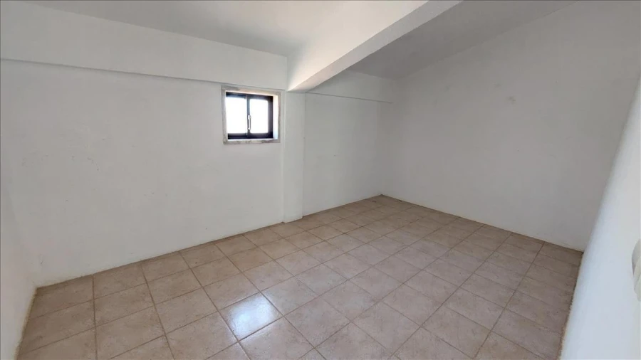 Apartamento T3 para Venda em Rio de Mouro Foto 5