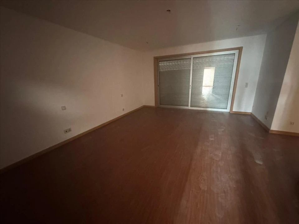 Moradia T3 para Venda em Mozelos Foto 11