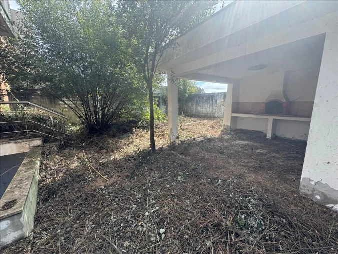 Moradia T3 para Venda em Mozelos Foto 24