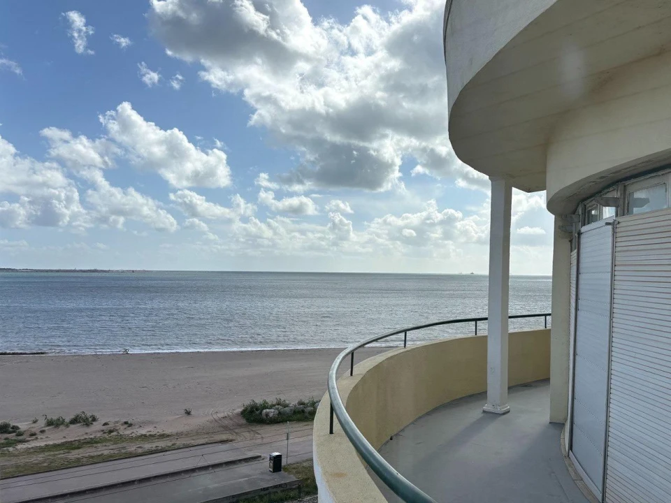 Apartamento T4 para Venda em Oeiras e São Julião da Barra, Paço de Arcos e Caxias Foto 1