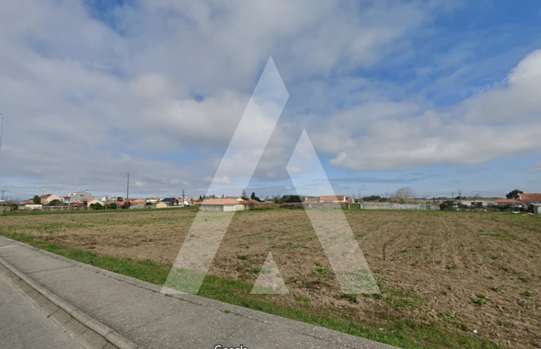 Terreno para Venda em Esgueira Foto 3