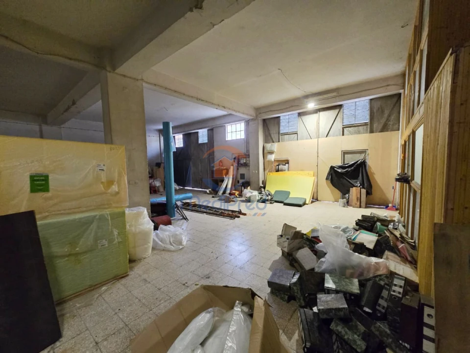 Armazém para Venda em Ramada e Caneças Foto 8