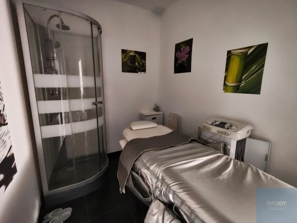 Loja para Venda em Pontinha e Famões Foto 16