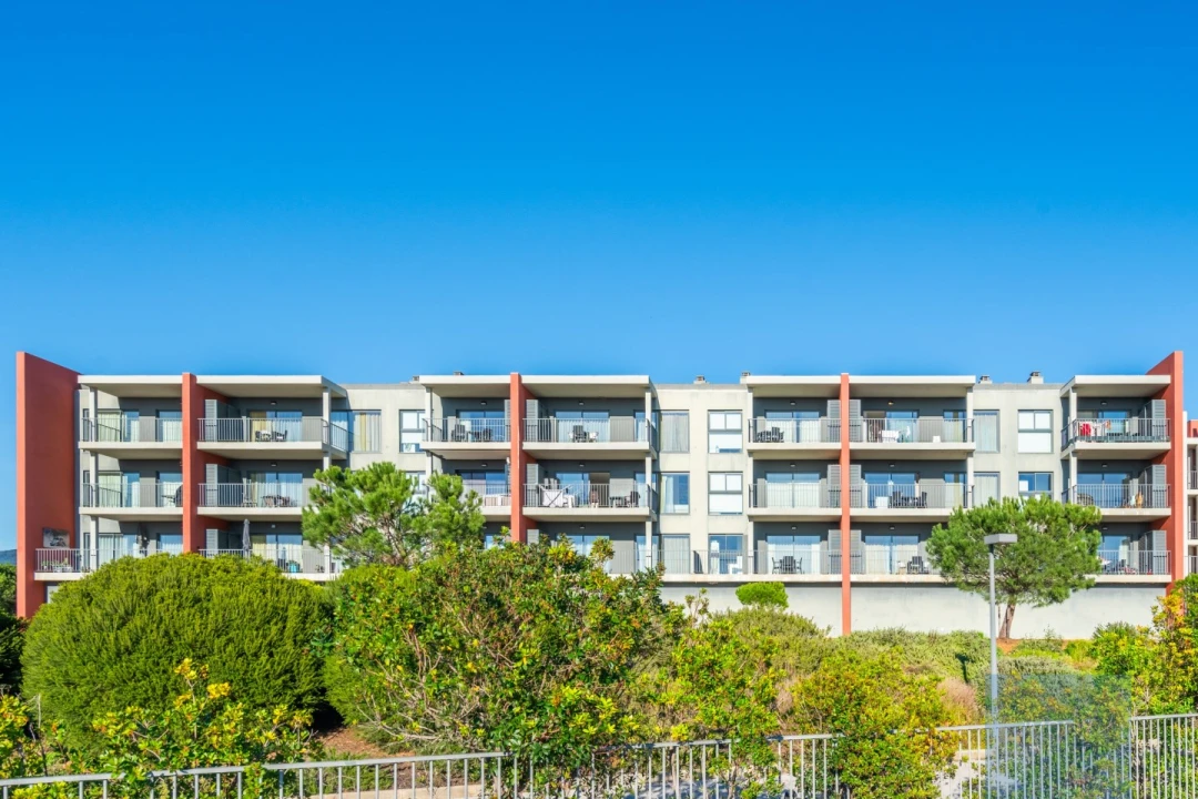 Apartamento T1 para Venda em Mexilhoeira Grande Foto 45