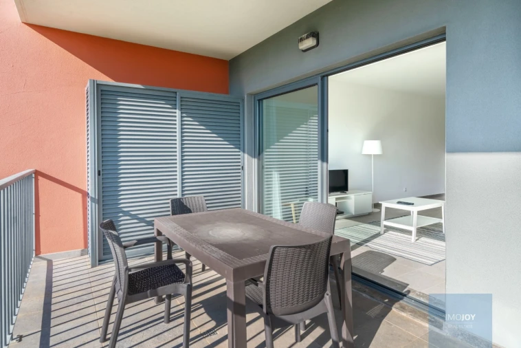 Apartamento T1 para Venda em Mexilhoeira Grande Foto 4