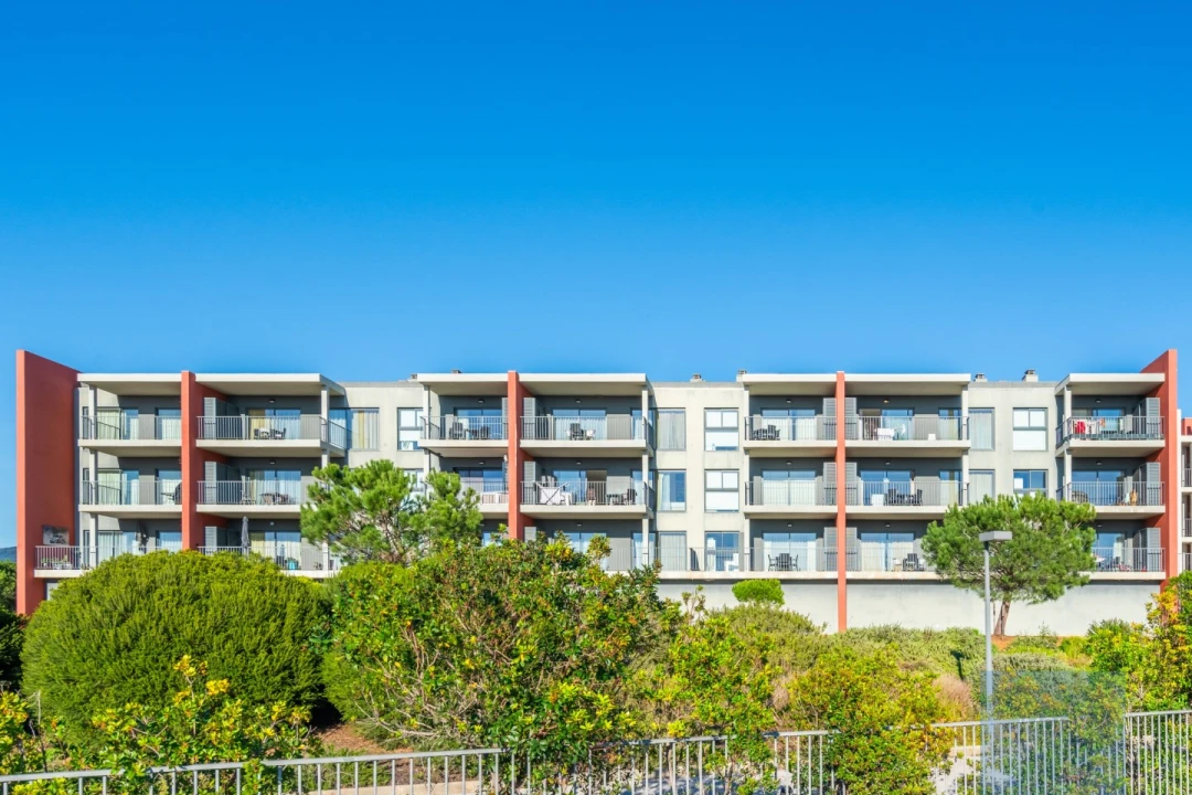 Apartamento T1 para Venda em Mexilhoeira Grande Foto 45