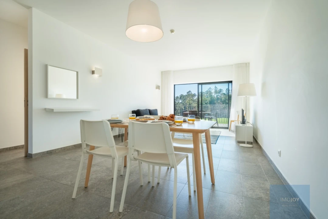 Apartamento T1 para Venda em Mexilhoeira Grande Foto 7