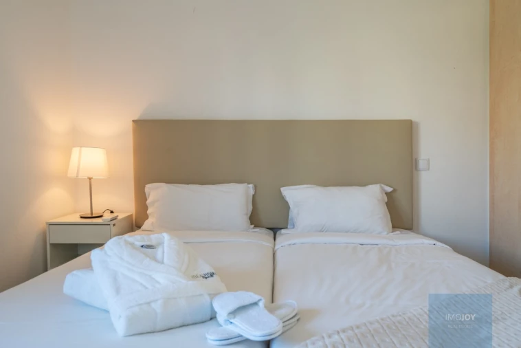 Apartamento T1 para Venda em Mexilhoeira Grande Foto 23