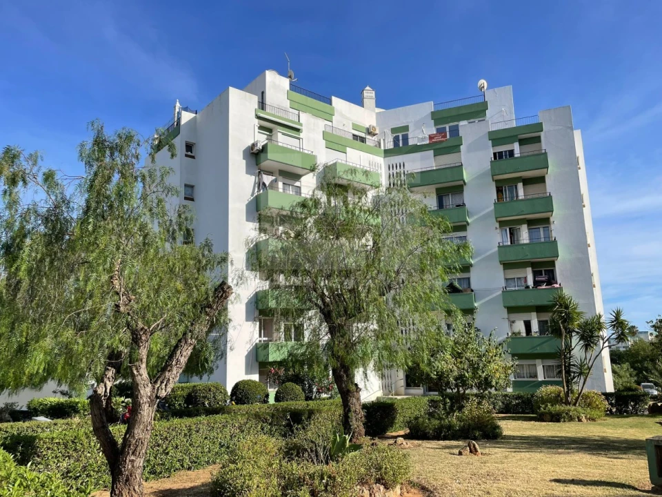 Apartamento T2 para Venda em Portimão Foto 2