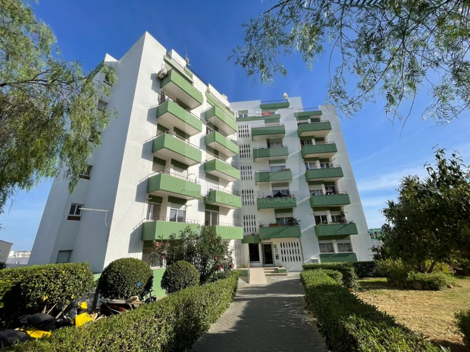 Apartamento T2 para Venda em Portimão Foto 6