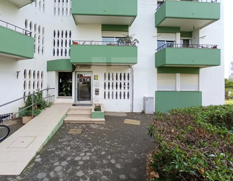 Apartamento T2 para Venda em Portimão Foto 17