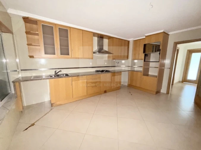 Apartamento T2 para Venda em Loule (São Clemente) Foto 5