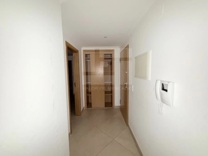 Apartamento T2 para Venda em Loule (São Clemente) Foto 7