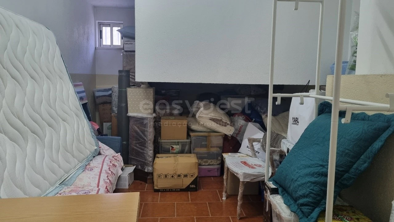 Apartamento T1 para Venda em Costa da Caparica Foto 16