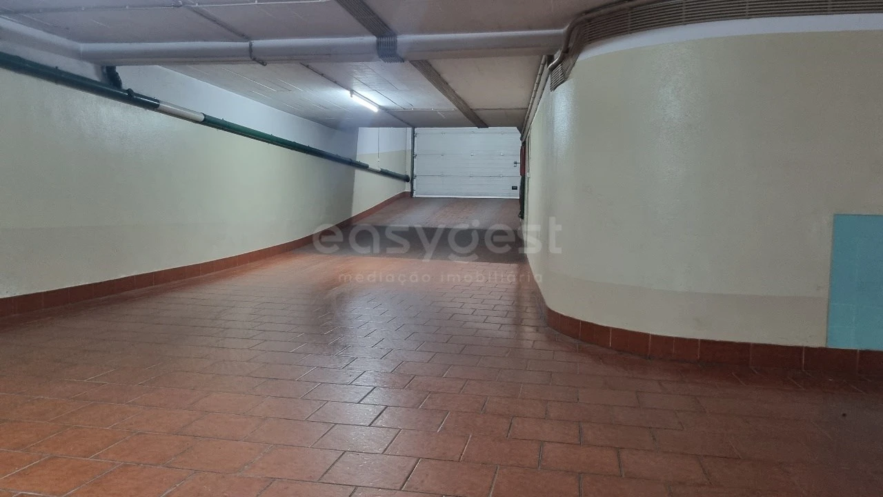 Apartamento T1 para Venda em Costa da Caparica Foto 20