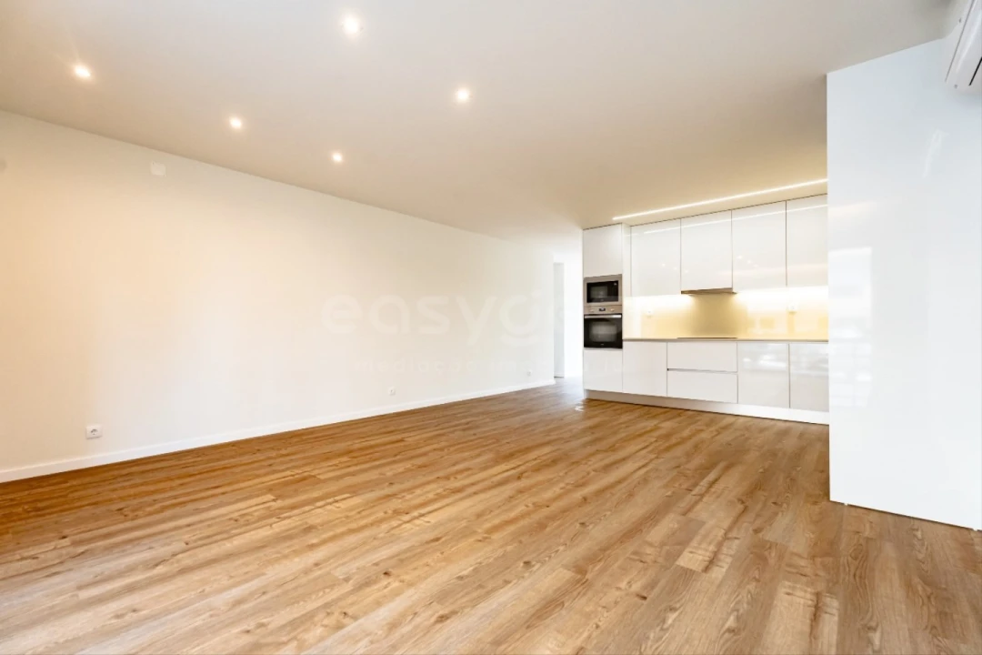 Apartamento T2 para Venda em Santa Clara e Castelo Viegas Foto 5