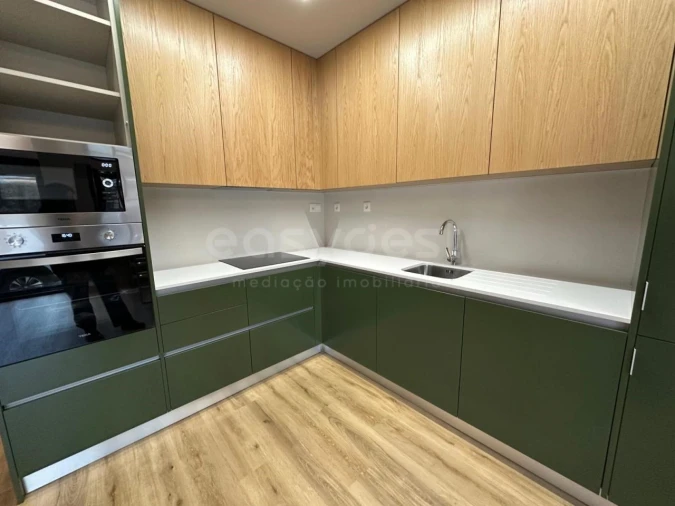 Apartamento T2 para Venda em Sé Nova, Santa Cruz, Almedina e São Bartolomeu Foto 1