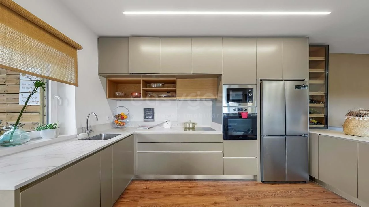 Moradia T4 para Venda em Estômbar e Parchal Foto 16