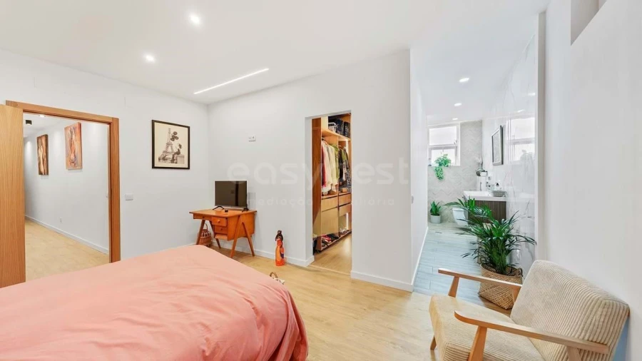 Moradia T4 para Venda em Estômbar e Parchal Foto 25