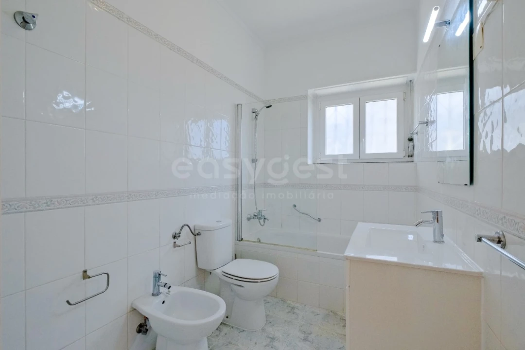 Apartamento T4 para Arrendamento em Carcavelos e Parede Foto 14