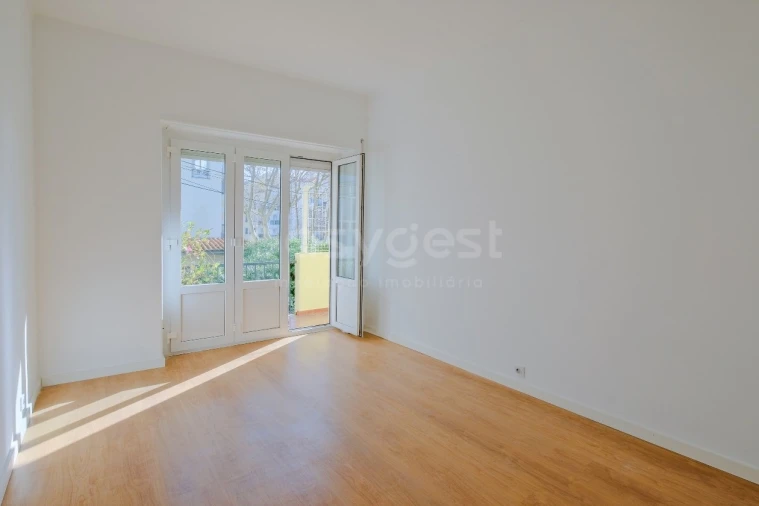 Apartamento T4 para Arrendamento em Carcavelos e Parede Foto 10