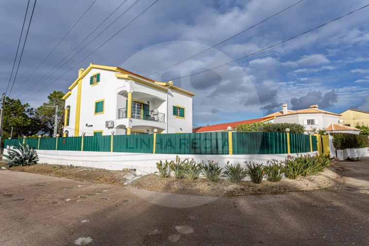 Moradia T5 para Venda em Palmela Foto 3